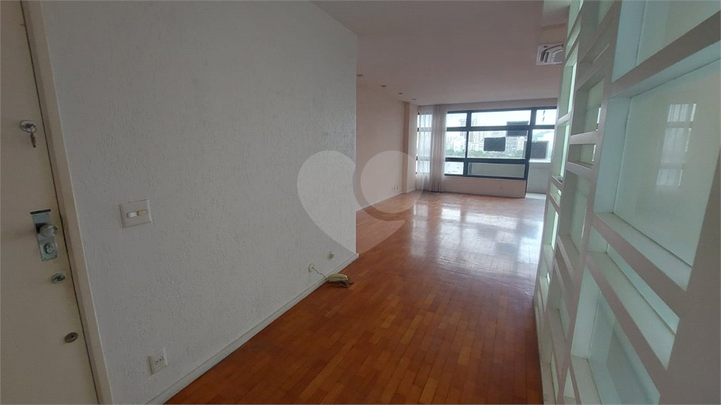 Apartamento à venda com 3 quartos, sendo 1 suíte, em Botafogo, Rio de Janeiro, RJ