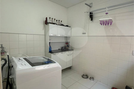 Casa à venda com 3 quartos, sendo 1 suíte, no condomínio Residencial Grape Village, Vinhedo - SP