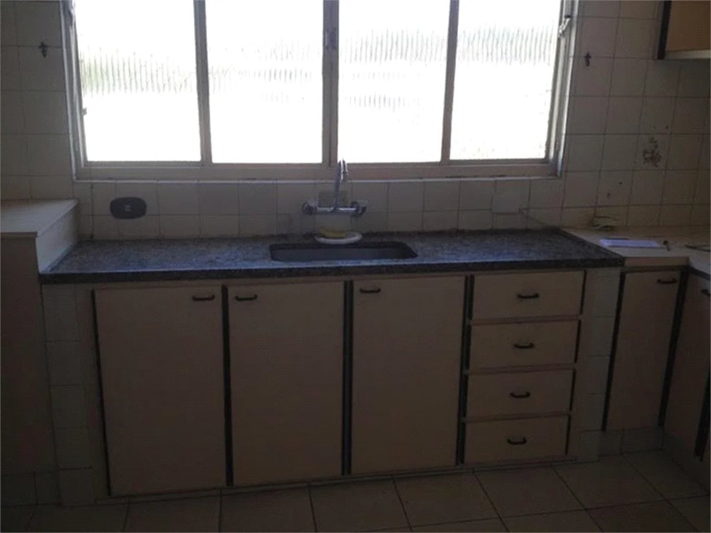 Sobrado à venda com 4 quartos, sendo 2 suítes, em Jardim Bonfiglioli, São Paulo, SP
