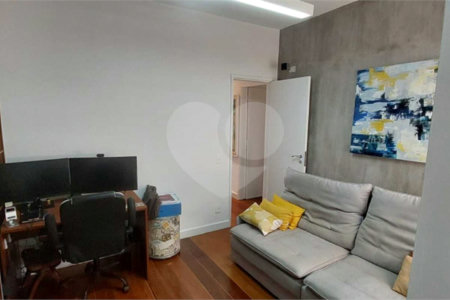 Apartamento à venda com 4 quartos, sendo 1 suíte,  em Tijuca, Rio de Janeiro, RJ