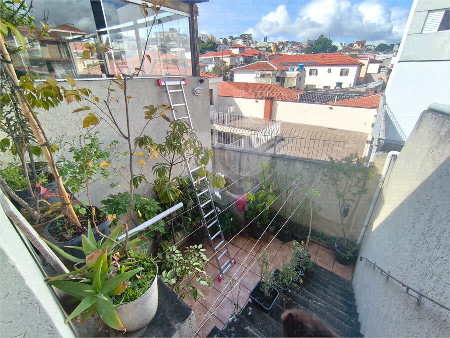 Sobrado à venda com 8 quartos, sendo 2 suítes, em Parada Inglesa, São Paulo, SP
