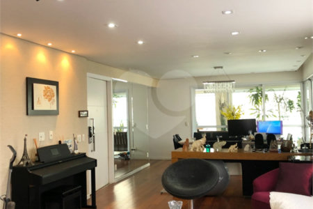 Apartamento à venda com 3 suítes em Paraíso, São Paulo, SP