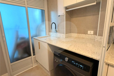 Apartamento à venda com 3 quartos, sendo 1 suíte,  em Vila Mogilar, Mogi das Cruzes, SP