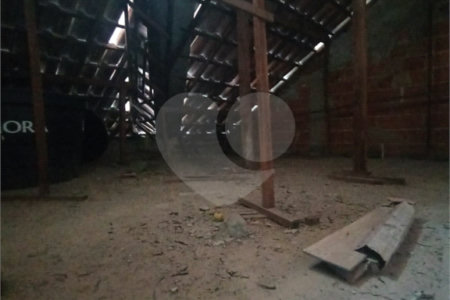 Casa à venda com 4 quartos, sendo 1 suíte, em Campo Grande, Rio de Janeiro, RJ
