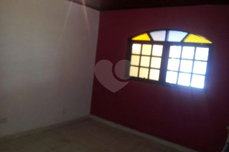 Casa à venda com 3 quartos em Parada Inglesa, São Paulo, SP
