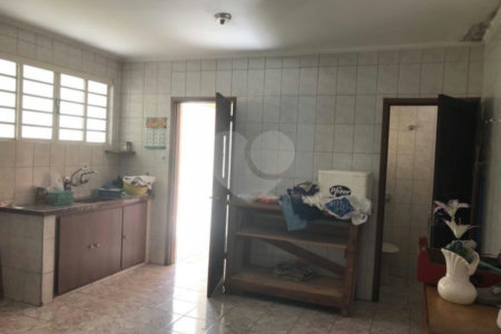 Sobrado à venda com 2 quartos em Parque Vitória, São Paulo, SP
