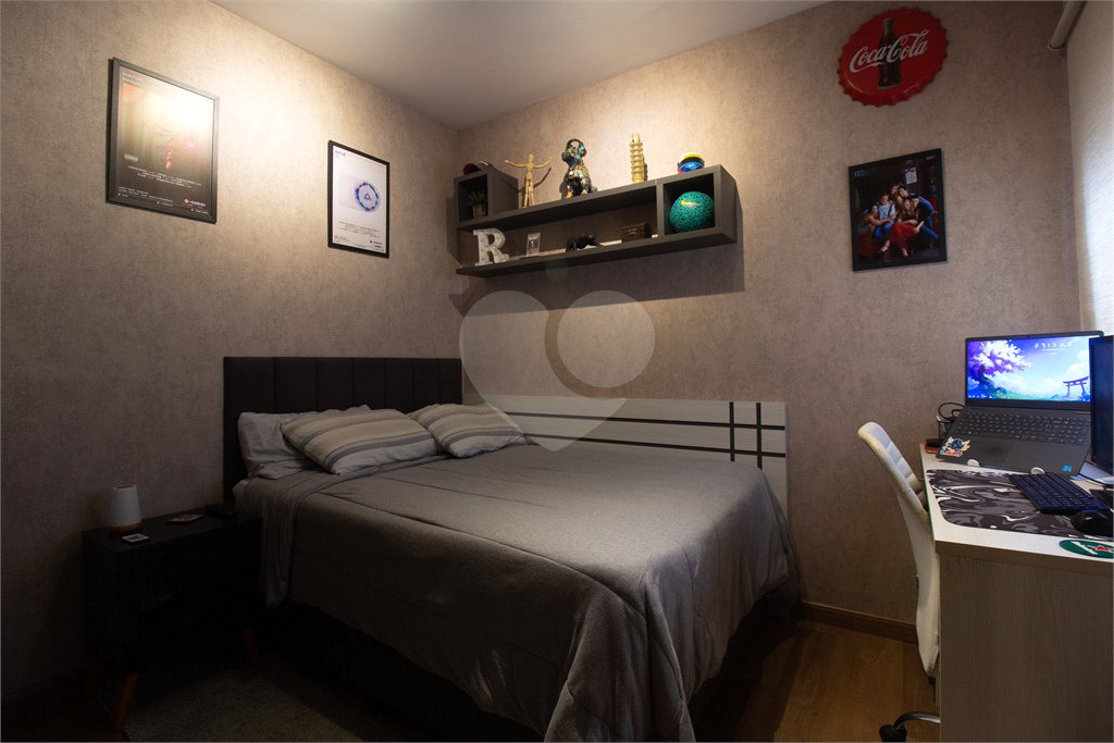 Apartamento à venda com 3 suítes em Parque Reboucas, São Paulo, SP