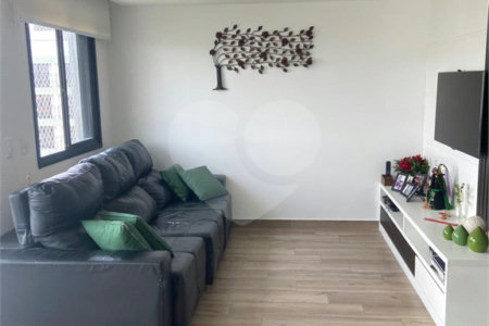 Apartamento à venda com 3 quartos, sendo 2 suítes, em Mirandópolis, São Paulo, SP