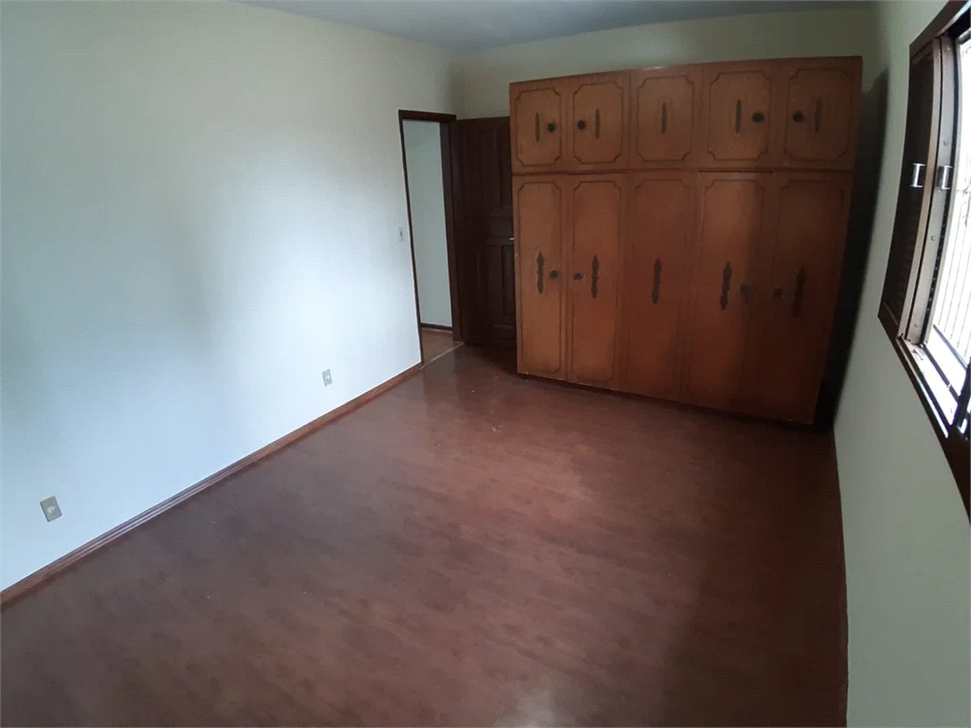 Casa à venda com 3 quartos, sendo 1 suíte,  em Vila Gomes, São Paulo, SP