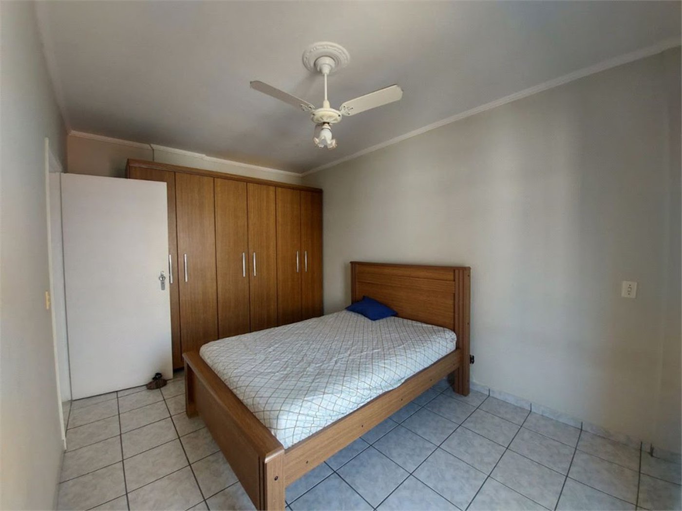Apartamento com 3 dormitórios à venda, 87 m² por R$ 400.000,00 - Jardim Praiano - Guarujá/SP