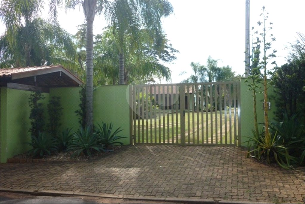 Chácara à venda ou para alugar com 4 quartos, sendo 1 suíte, em Chácara Velosa, Araraquara, SP