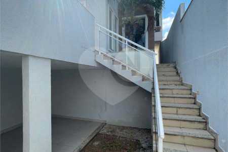 Casa à venda com 3 quartos, sendo 1 suíte, no condomínio Residencial Green Ville, Rio de Janeiro - RJ