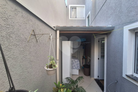 Sobrado à venda com 4 quartos, sendo 1 suíte,  em Vila São Geraldo, São Paulo, SP