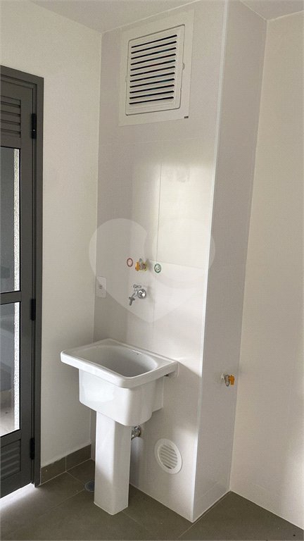 Apartamento à venda com 2 suítes em Pinheiros, São Paulo, SP