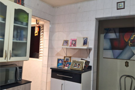 Casa à venda com 2 quartos em Vila Paulicéia, São Paulo, SP