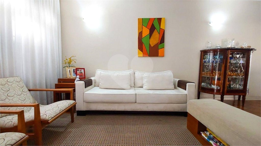 Casa à venda com 3 quartos, sendo 1 suíte,  em Vila Paulista, São Paulo, SP