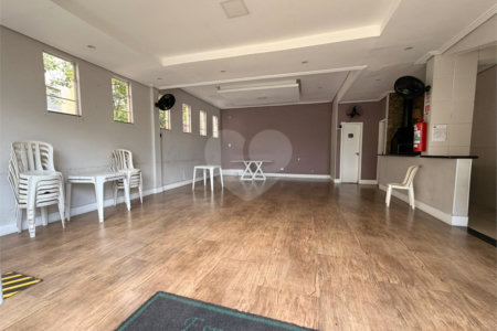 Casa à venda com 2 quartos no condomínio Dora, Guarulhos - SP