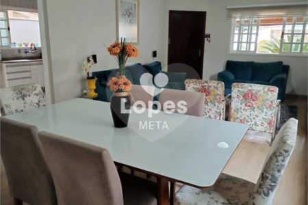 Casa à venda com 3 quartos, sendo 1 suíte,  no condomínio Eldourado, São José dos Campos - SP