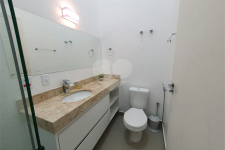 Casa à venda com 6 quartos, sendo 5 suítes, no condomínio Jardim Primavera, Louveira - SP