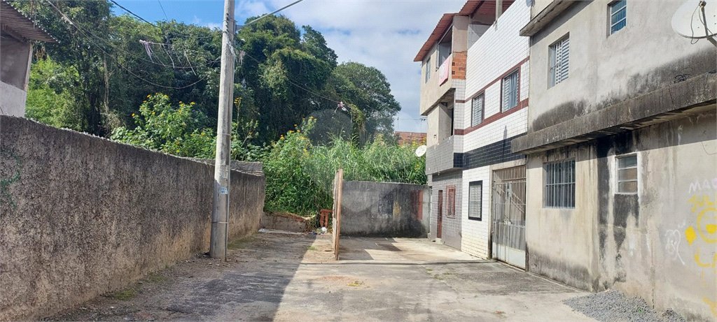 Terreno à venda em Guaianazes, São Paulo, SP
