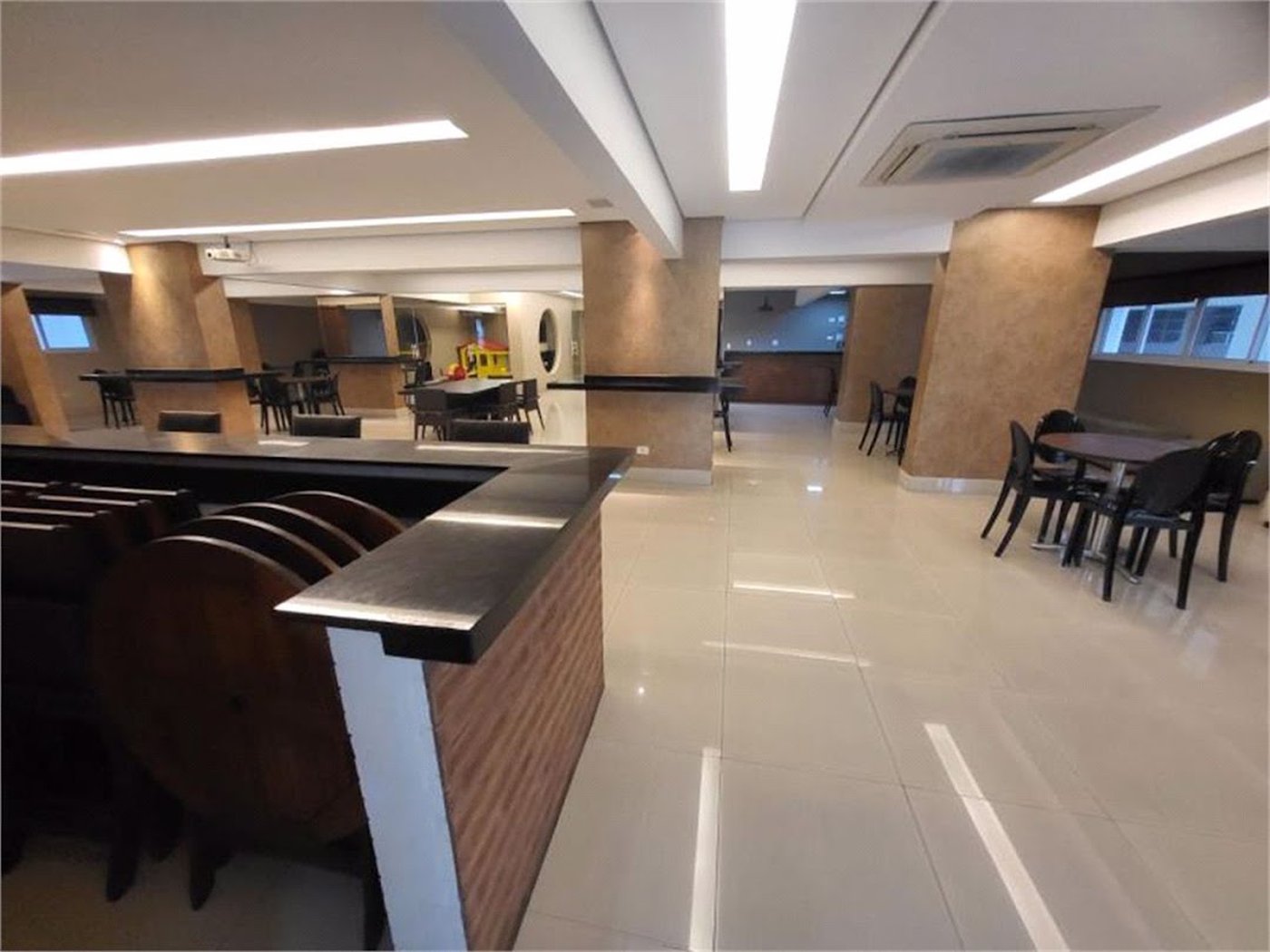 Apartamento Residencial à venda, Itararé, São Vicente - AP0805.