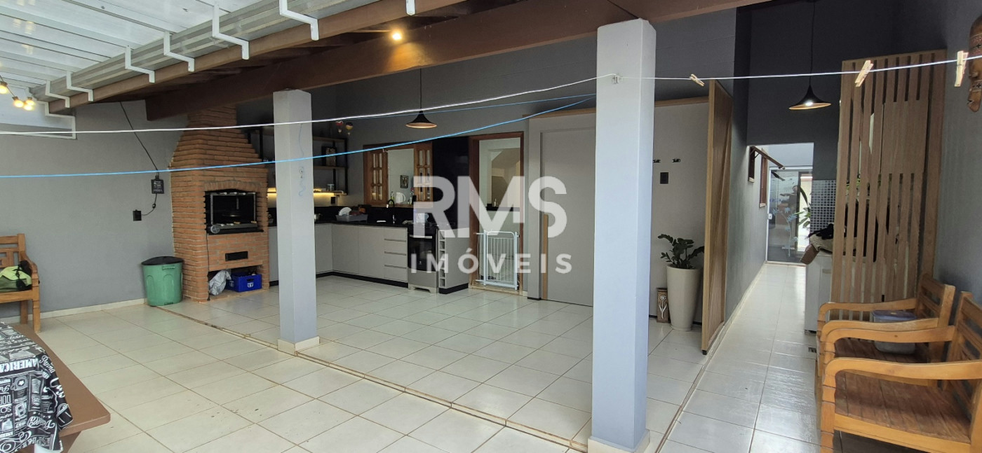 Casa à venda com 3 quartos, sendo 1 suíte, em Cond. Vila Aldea de Espana, Itu - SP