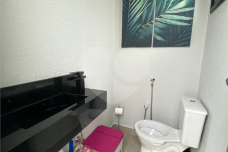 Casa à venda com 2 quartos, sendo 1 suíte, no condomínio Vila Rica, Indaiatuba - SP