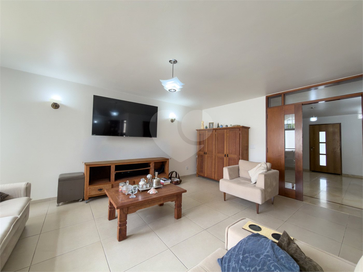 Casa de Vila à venda com 3 quartos, sendo 1 suíte, em Indianópolis, São Paulo, SP