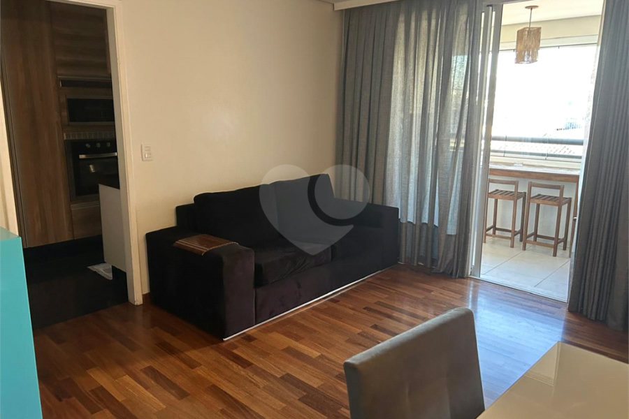 Apartamento à venda com 3 quartos, sendo 1 suíte, em Vila Guilherme, São Paulo, SP