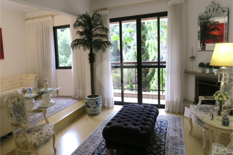 Apartamento à venda com 3 suítes em Morumbi, São Paulo, SP