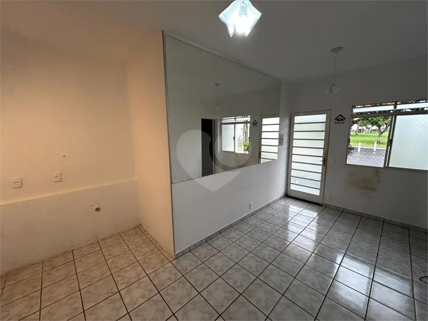 Apartamento Térreo à Venda – Condomínio Oscar Barros | Jardim Tangará