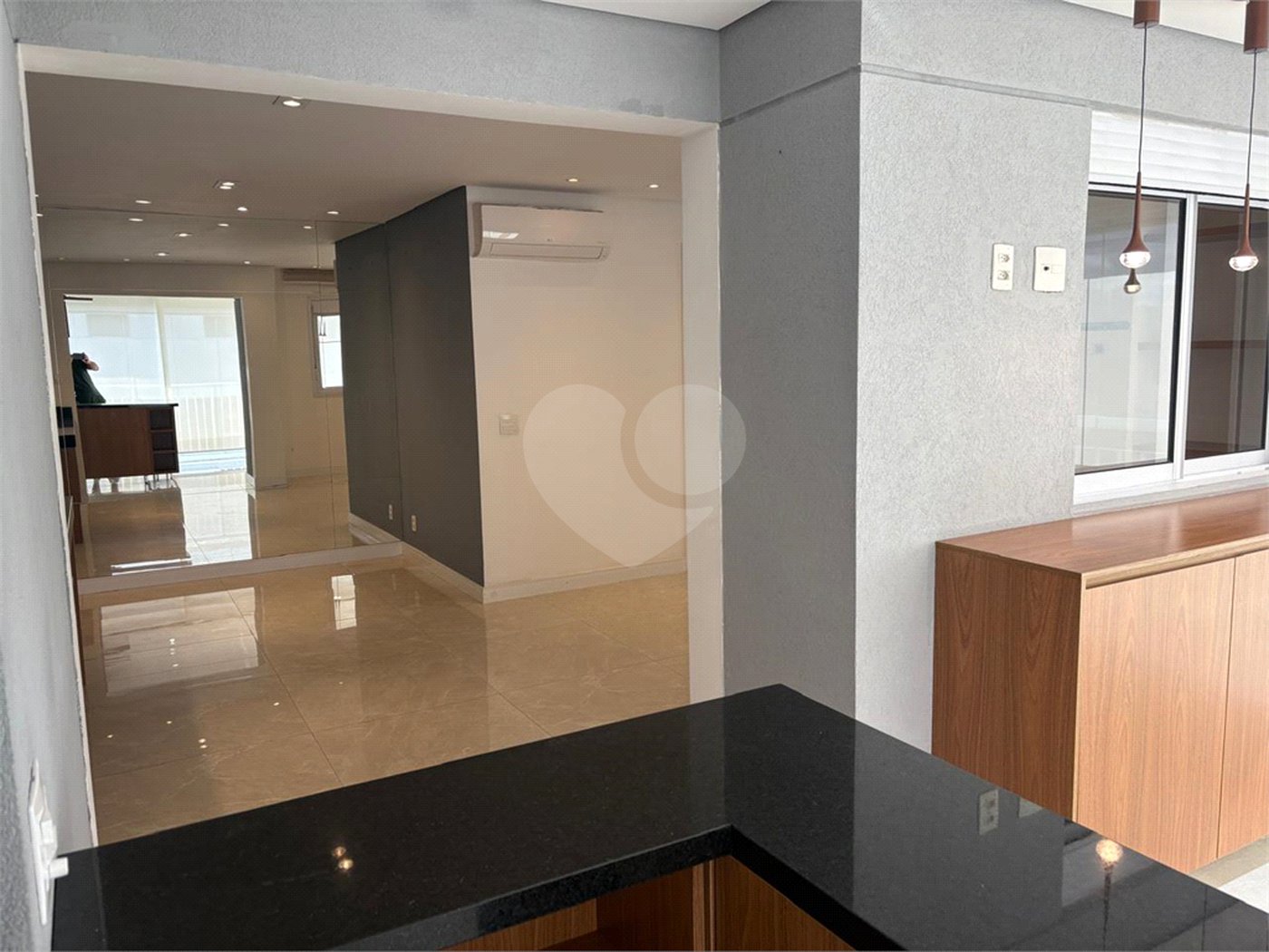 Apartamento à venda com 2 quartos, sendo 1 suíte, em Santo Amaro, São Paulo, SP