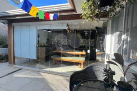 Casa à venda com 5 quartos, sendo 2 suítes, no condomínio Chacara das Palmeiras, Jundiaí - SP