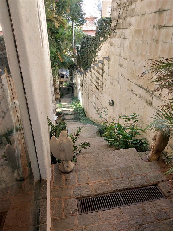 Casa à venda com 3 quartos, sendo 1 suíte, em Jardim Leonor, São Paulo, SP