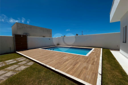 Casa à venda com 3 suítes, em Orla Norte, Porto Seguro, BA