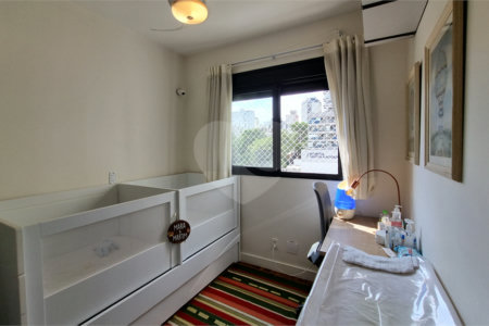 Apartamento à venda com 2 quartos, sendo 1 suíte, em Pinheiros, São Paulo, SP