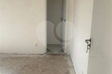 Casa à venda com 2 suítes no condomínio Vila Ilha de Creta, Valinhos - SP
