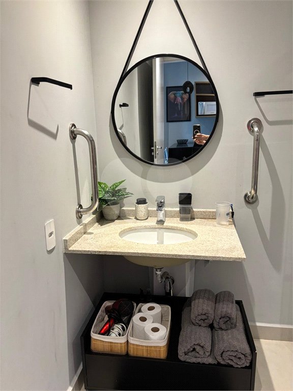 Apartamento à venda ou para alugar com 1 suíte em Pinheiros, São Paulo, SP