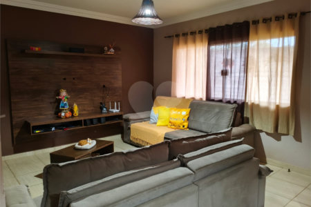 Casa à venda com 2 quartos em Chácaras Santa Martha, Várzea Paulista, SP