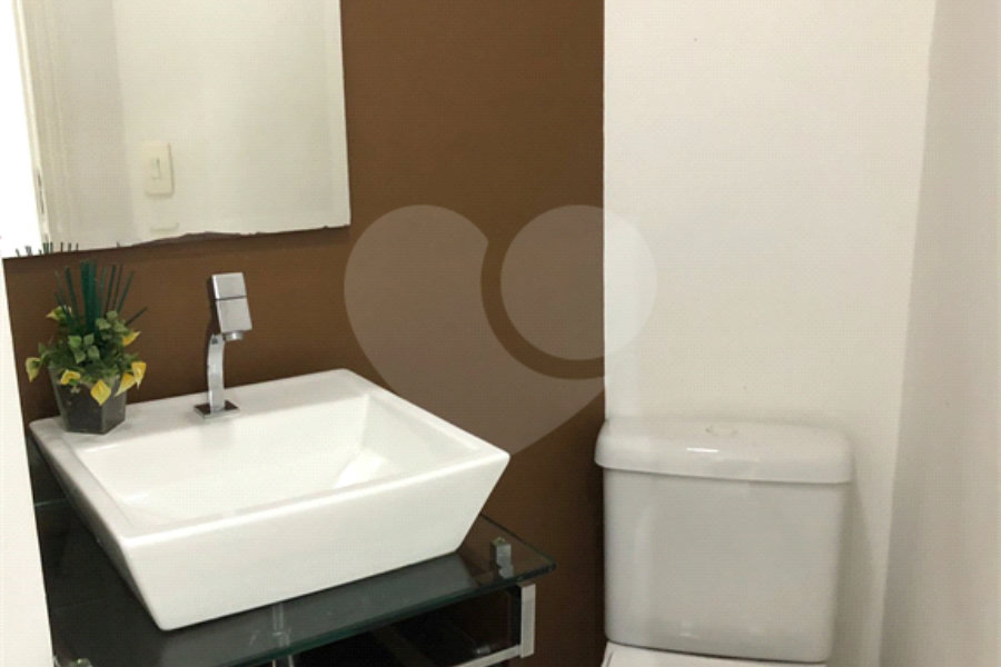 Apartamento à venda com 3 quartos, sendo 1 suíte, em Santana, São Paulo, SP