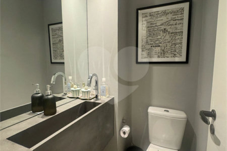 Apartamento à venda com 3 suítes em Indianópolis, São Paulo, SP