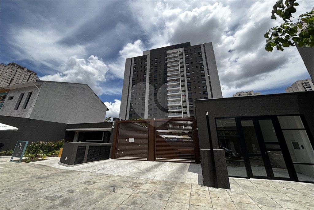 Apartamento à venda com 3 suítes em Vila Romana, São Paulo, SP