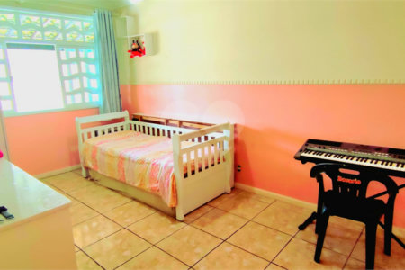 Casa à venda com 3 quartos, sendo 1 suíte, em Senador Vasconcelos, Rio de Janeiro, RJ