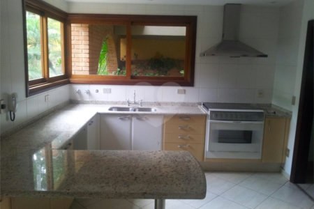 Casa à venda com 3 quartos, sendo 1 suíte, no condomínio Vinhas da Vista Alegre - Lado Café, Vinhedo - SP