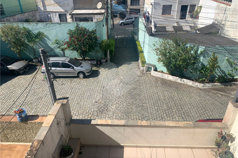 Sobrado à venda com 4 quartos em Santana, São Paulo, SP
