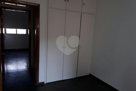 Apartamento à venda com 3 quartos, sendo 1 suíte, em Chácara Santo Antônio, São Paulo, SP