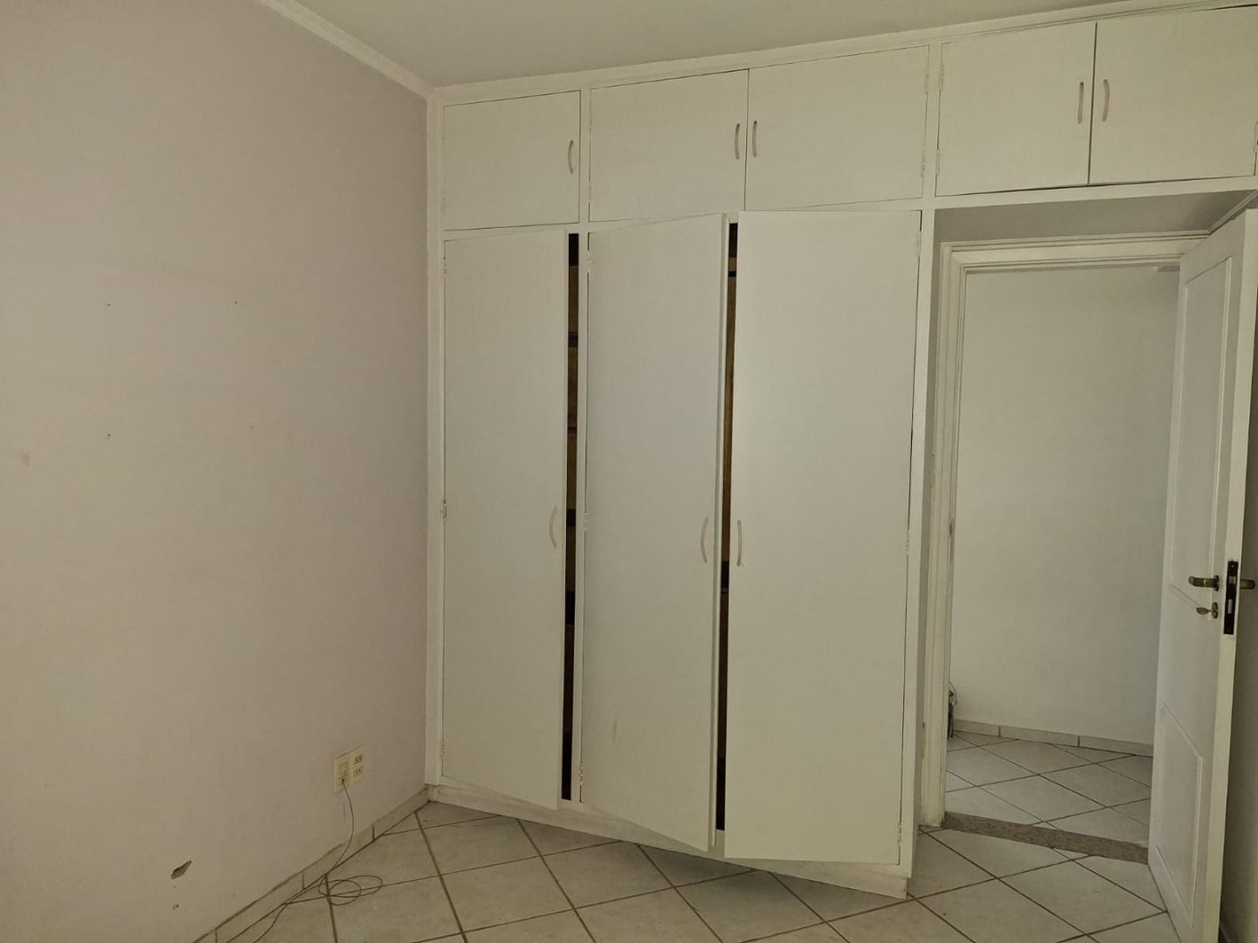 Apartamento com 3 dormitórios à venda, 104 m² por R$ 740.000,00 - Ponta da Praia - Santos/SP