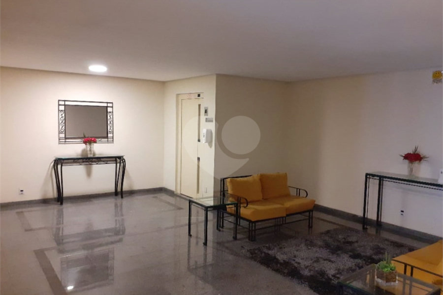 Apartamento à venda com 3 quartos, sendo 1 suíte,  em Morumbi, São Paulo, SP