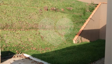 Casa à venda com 3 quartos, sendo 1 suíte,  no condomínio Marf Ii, Bom Jesus dos Perdões - SP