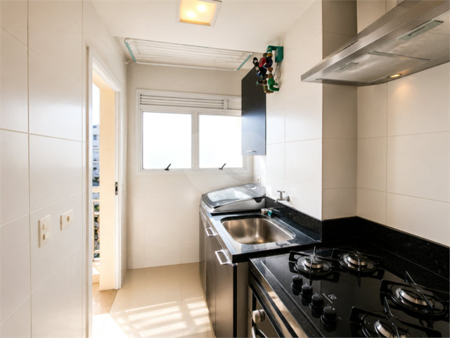 Apartamento à venda com 2 quartos, sendo 1 suíte,  em Morumbi, São Paulo, SP